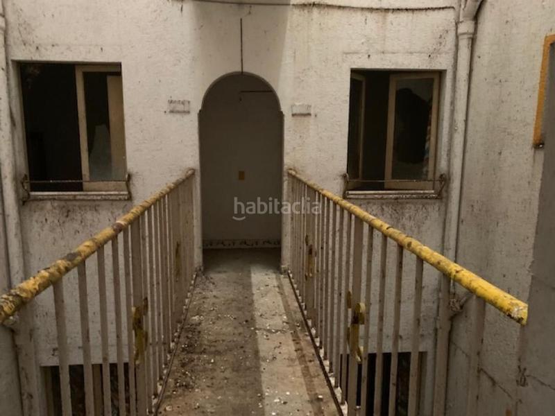 Foto e6460f9d-d426-4f06-bdd6-331ddbad45cc. Edifici a Centre Lloret de Mar