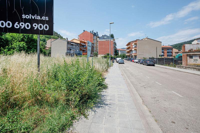 Foto 9fece3d1-cc6e-4398-ace5-8179270d59de. Terreny residencial a Olot
