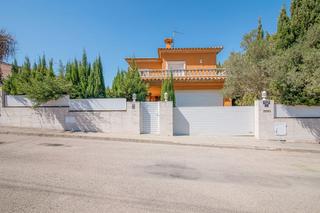 Chalet  Carrer d'iluro