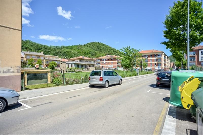 Foto 0467e6b5-f643-40a3-9846-14087b691692. Wohngrundstück in Olot