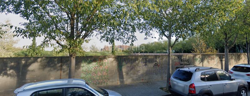 Foto 41cbe488-80c9-4cdf-8016-2d649d93e4ec. Terreny residencial a Eixample-Horta Capallera Figueres