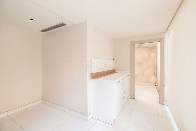 Foto 6a6f8b00-d48a-4abc-b94f-99845b2e2fb4. Local comercial en Sant Gervasi - Bonanova Barcelona