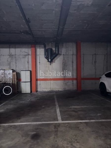Foto 01e90659-1f9a-479d-80e0-c42d7b3d72dd. Parking voiture dans Palau Girona