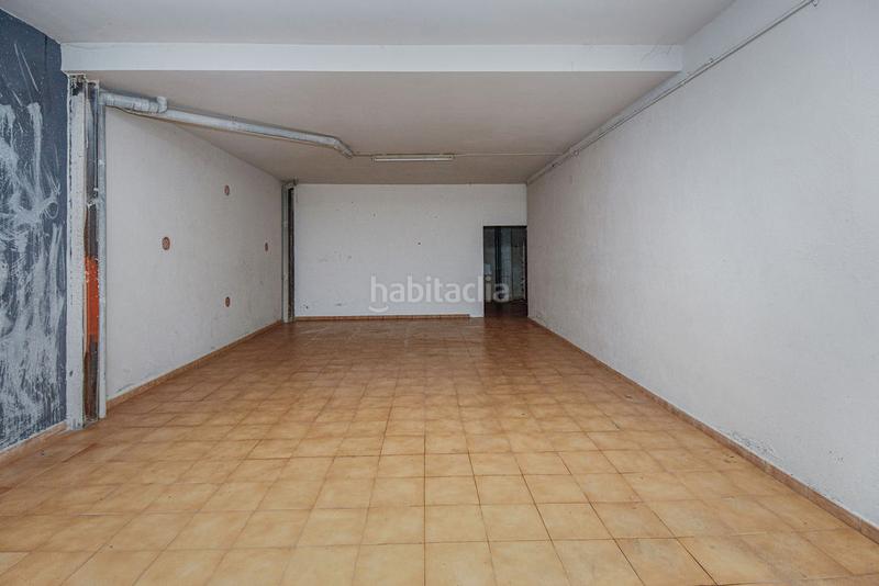 Foto 0931723a-ae3d-4f99-a50c-e8d24015b233. Casa adosada en Barri Vell Salt