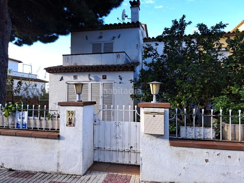 Foto 1c64f35c-fb1d-42ab-8593-4fa96d124c9c. Aparcament cotxe a Fenals Platja d´Aro