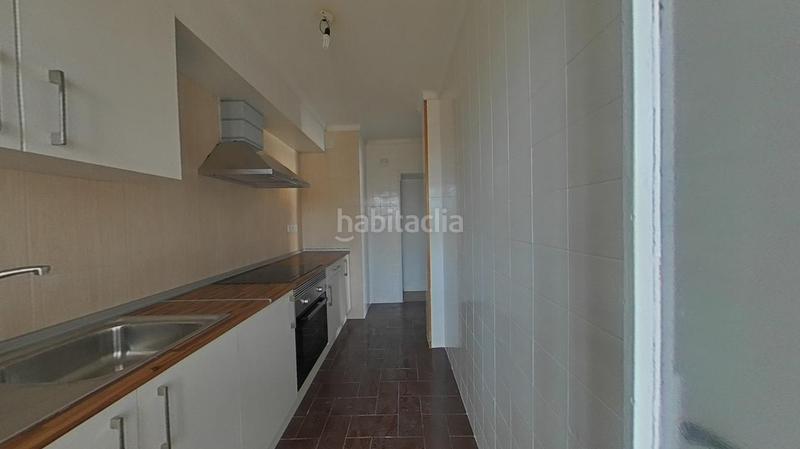 Foto bf5c8a1b-176b-475b-b17e-47b62e8ad0d2. Flat in Can Gibert del Pla Girona