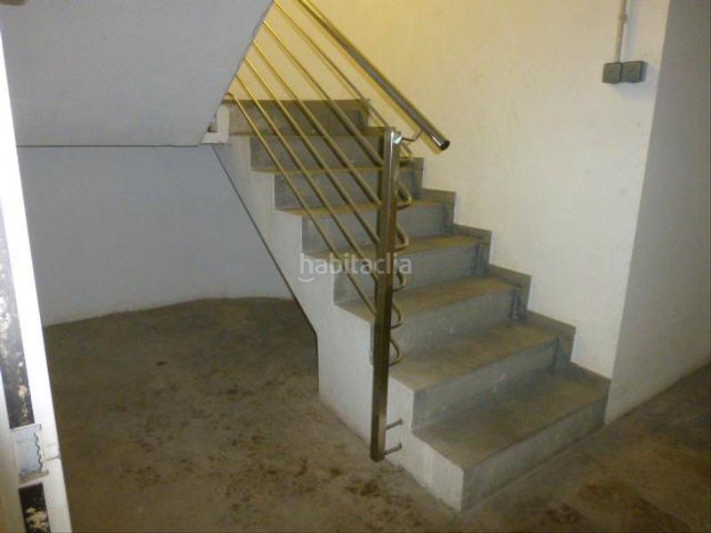 Foto 1d35d822-e5c0-46fb-bf46-c40d5dc2e63a. Parking voiture dans Santa Eugenia Girona