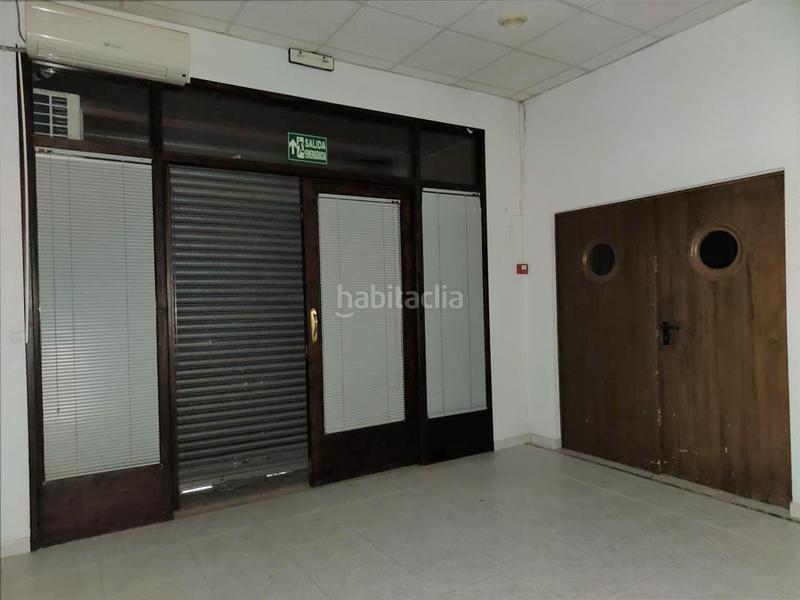 Foto 20b914cc-319f-47ca-809d-9a68370e72ea. Local comercial en Els Pins Blanes