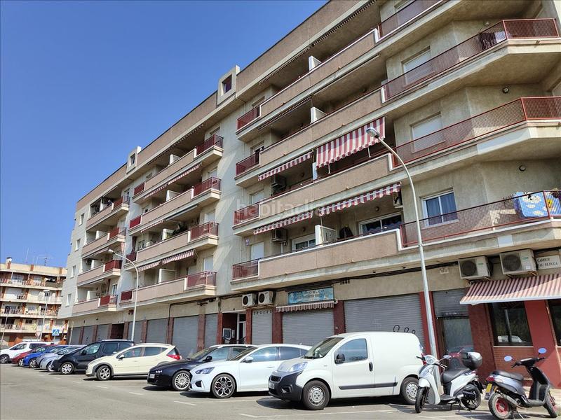 Foto 04487050-a9a9-4edd-8548-1459c8b6464c. Locale commerciale in Els Pins Blanes