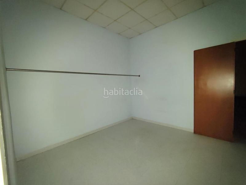 Foto ea1acc74-ab56-467c-81fb-9c05f73654b2. Locale commerciale in Els Pins Blanes