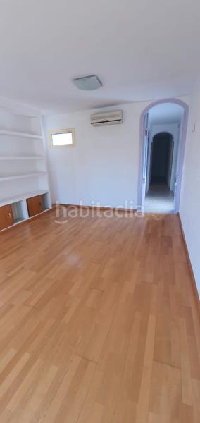 Foto 78809ca2-8528-42c4-a441-632afa631454. Edificio en Olot