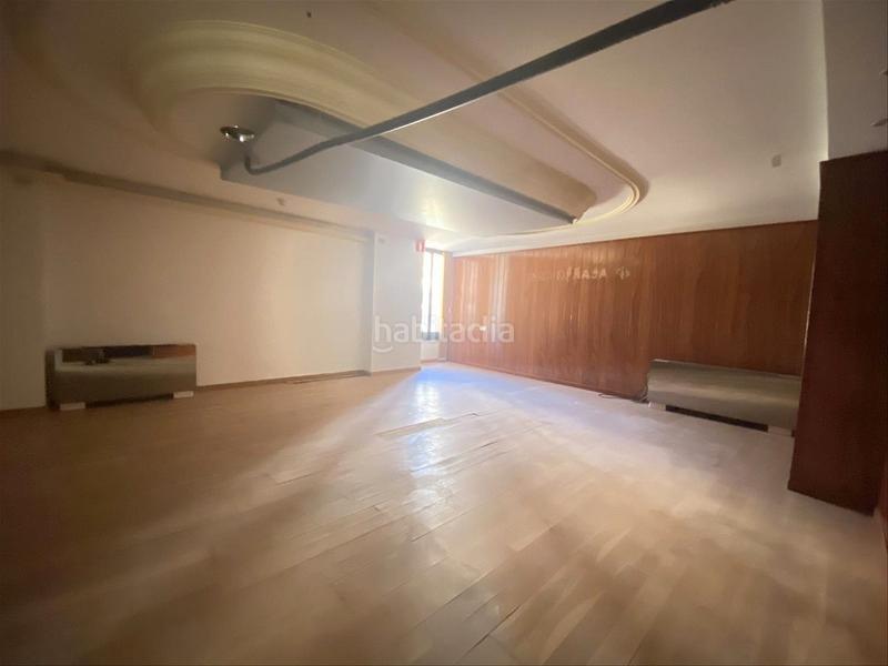 Foto 3e4c774f-1d38-4f4f-a2e2-cc65aa4b175b. Bureau avec chauffage dans La Nova Esquerra de l´Eixample Barcelona