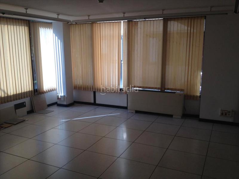 Foto 798ee70a-a87f-4592-af2e-44ea2e9670ee. Büro mit heizung in La Nova Esquerra de l´Eixample Barcelona