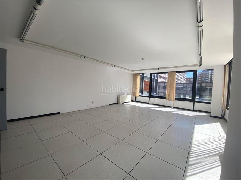 Foto dc492dee-98f3-4699-a1f9-bcccae851319. Büro mit heizung in La Nova Esquerra de l´Eixample Barcelona