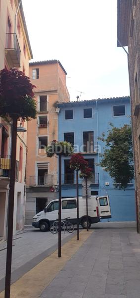 Foto 3584dbcd-2b84-467a-88b1-12354be3e9bd. Edificio en Olot