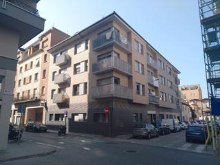 Aparcament cotxe  Carrer universitat de cervera