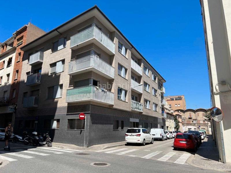Foto aef82c0c-98ac-4bb6-bc16-3a50abfb64b5. Aparcament cotxe a Eixample Sud-Migdia Girona