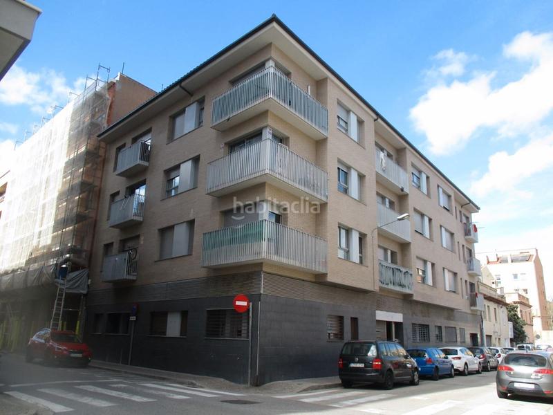 Foto 4b8dd71d-5ac5-45f2-9322-bf28f012fd3e. Parking coche en Eixample Sud-Migdia Girona