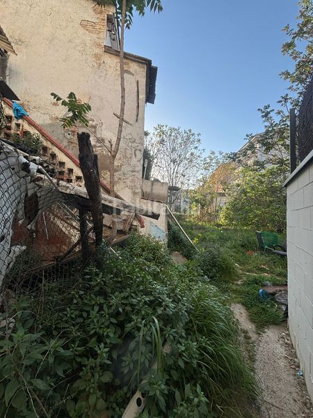 Foto 668ae0ac-269d-4632-bedb-0f1dba1c8ddf. Terreny residencial a Eixample Sud-Migdia Girona