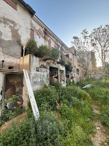 Foto 4df52c23-3d99-44c0-b467-763de0318596. Terreno residencial terreno situado en Eixample Sud-Migdia Girona