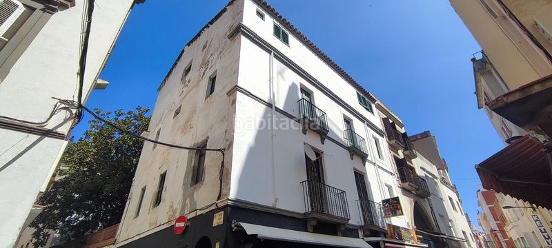 Foto b97c178b-6b3c-447c-a15c-3de2ef1b3093. Edificio in Centre Lloret de Mar