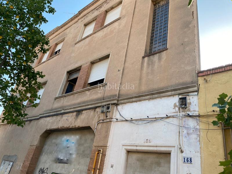 Foto c7a828ac-2b26-4a3f-8e93-379f75c8b75c. Terreno residenziale in Segle XX Terrassa