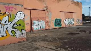 Nau industrial  Carrer riu brugent