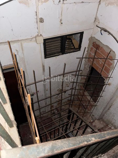 Foto 0f815200-b380-4c07-828c-20a293b09687. Edificio in Olot