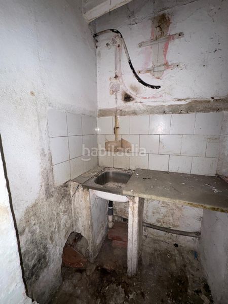 Foto 1861193c-7059-45e0-8ea6-50c8c091313c. Edificio in Olot