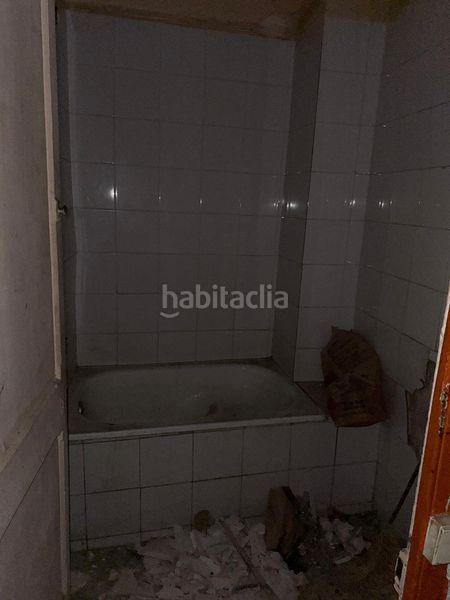 Foto 5241affb-fb4c-4c8f-93f1-196dcb4b7f3d. Edificio in Olot