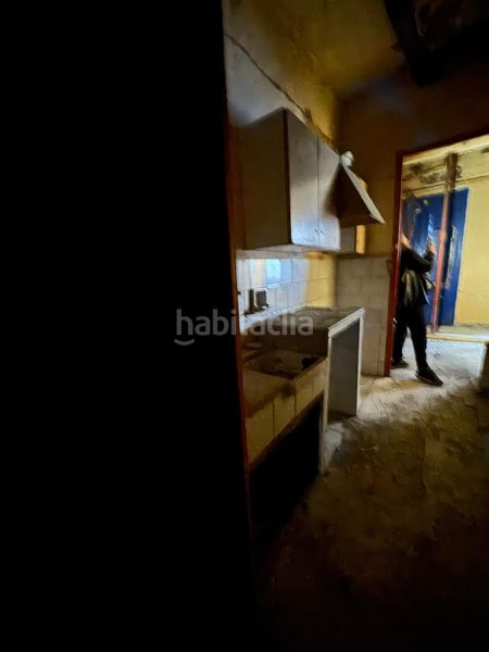 Foto 5b551df1-ab8f-4a86-a389-ced1d922029f. Edificio in Olot