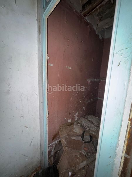 Foto 6e48e852-fe84-4553-b54a-8adfb9fbfe09. Edificio in Olot