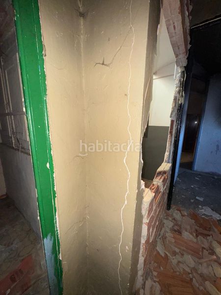 Foto 929c1df1-b433-41b6-b0bb-bfcd780dfe9b. Edificio in Olot