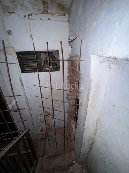 Foto ae1662b2-5cbf-4947-8bb6-3755797698be. Edificio in Olot