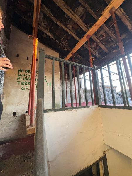 Foto fdfc99fe-039e-462c-bdb0-3318b02cbecf. Edificio in Olot