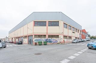 Bâtiment à usage industriel  Carrer de cadis