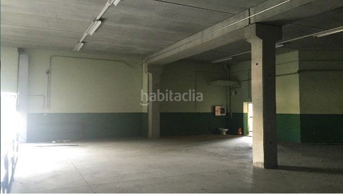 Foto ce059a28-3554-41e6-bf93-a2d8a608ebe5. Capannone industriale in Artés