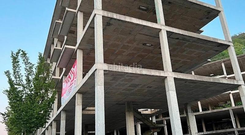 Foto 859b21f5-2fbd-4cd1-8560-a222e3be3006. Edificio en Olot