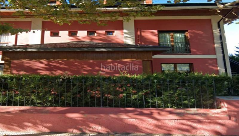 Foto a8e4c9a6-5c8e-4e52-b082-f328ab25c4a4. Piso en Puigcerdà