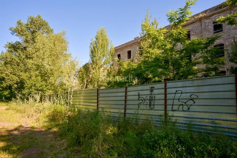 Foto 0991990c-e6db-42e2-a126-7537bbdbaf62. Edifici a Pont de Molins