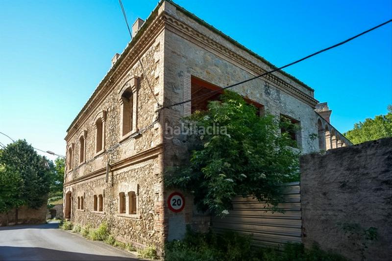 Foto ffffc6c5-cc3e-438f-ab70-4541e0439fa8. Edifici a Pont de Molins