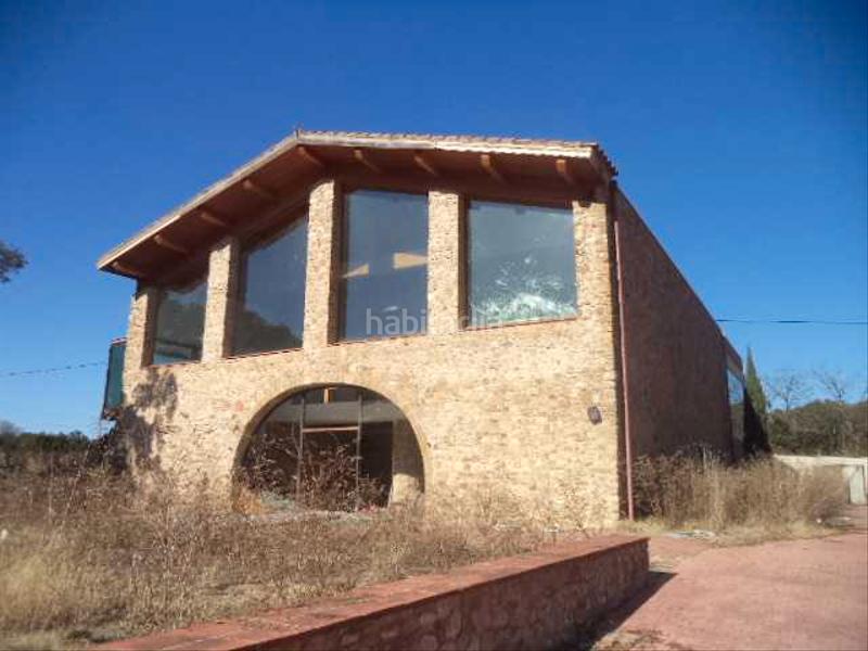 Foto 202f1d69-3212-42fe-bbb5-54b509eff17d. Edificio en Sant Ferriol