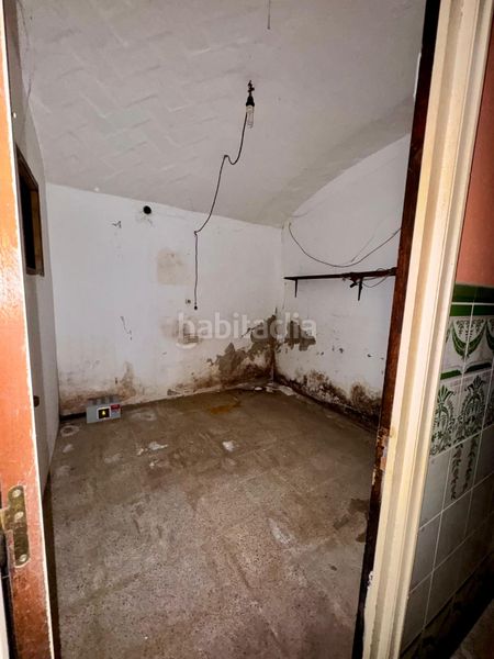 Foto da142e21-3721-4478-97cc-e2267e50c7cc. Local comercial a Bisbal d´Empordà (La)