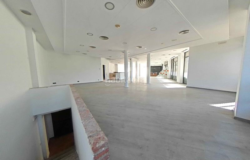 Foto 1ae7d87d-fcdb-489a-be98-855b12f3647c. Local comercial a Zona Industrial Prat de Llobregat (El)