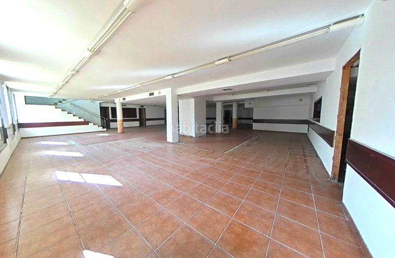 Foto a075f3cd-b9a2-43bc-8a63-d209ca14c71d. Local comercial a Zona Industrial Prat de Llobregat (El)