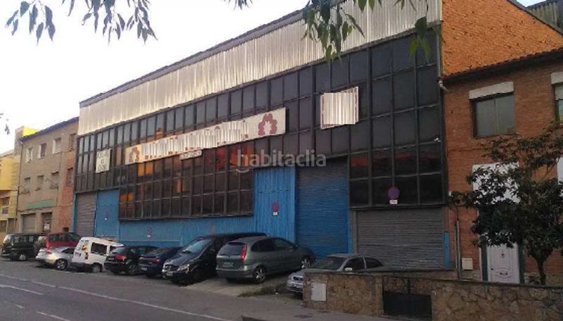 Foto f9f80191-3f04-4148-b6a8-a6ac0f0b2ed8. Bâtiment à usage industriel dans Zona Industrial Ripollet