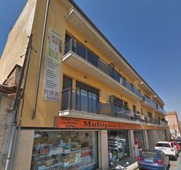 Geschäftsraum  Carrer de la solidaritat