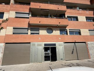 Lloguer Local Comercial  Carrer miquel martí i pol