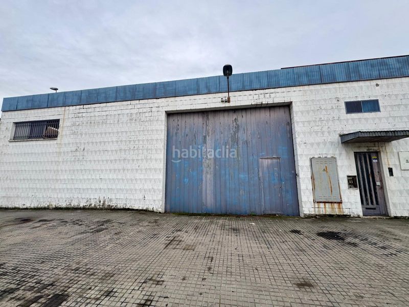 Foto 84f6add3-fe88-4104-8d0e-2e2e66454d7e. Nau industrial a Barri dels Escriptors Salt