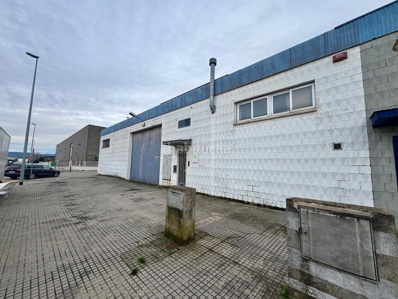 Foto a255a047-220e-452f-96d0-fcbfcb2411d6. Nau industrial a Barri dels Escriptors Salt